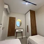 Lumiere House *