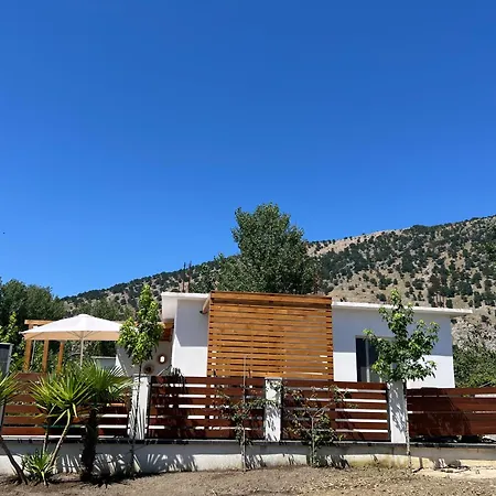 Lumiere House * Baks-Rrjoll