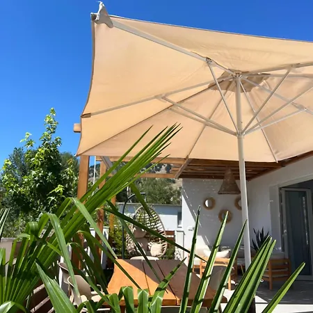 Lumiere House Baks-Rrjoll