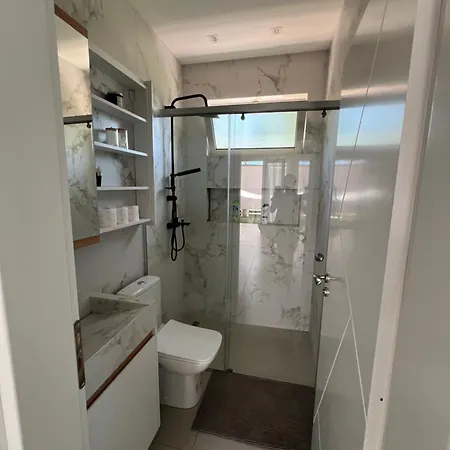 Lumiere House * Baks-Rrjoll