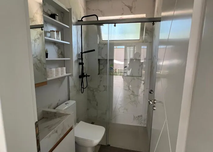 Lumière House * Baks-Rrjoll